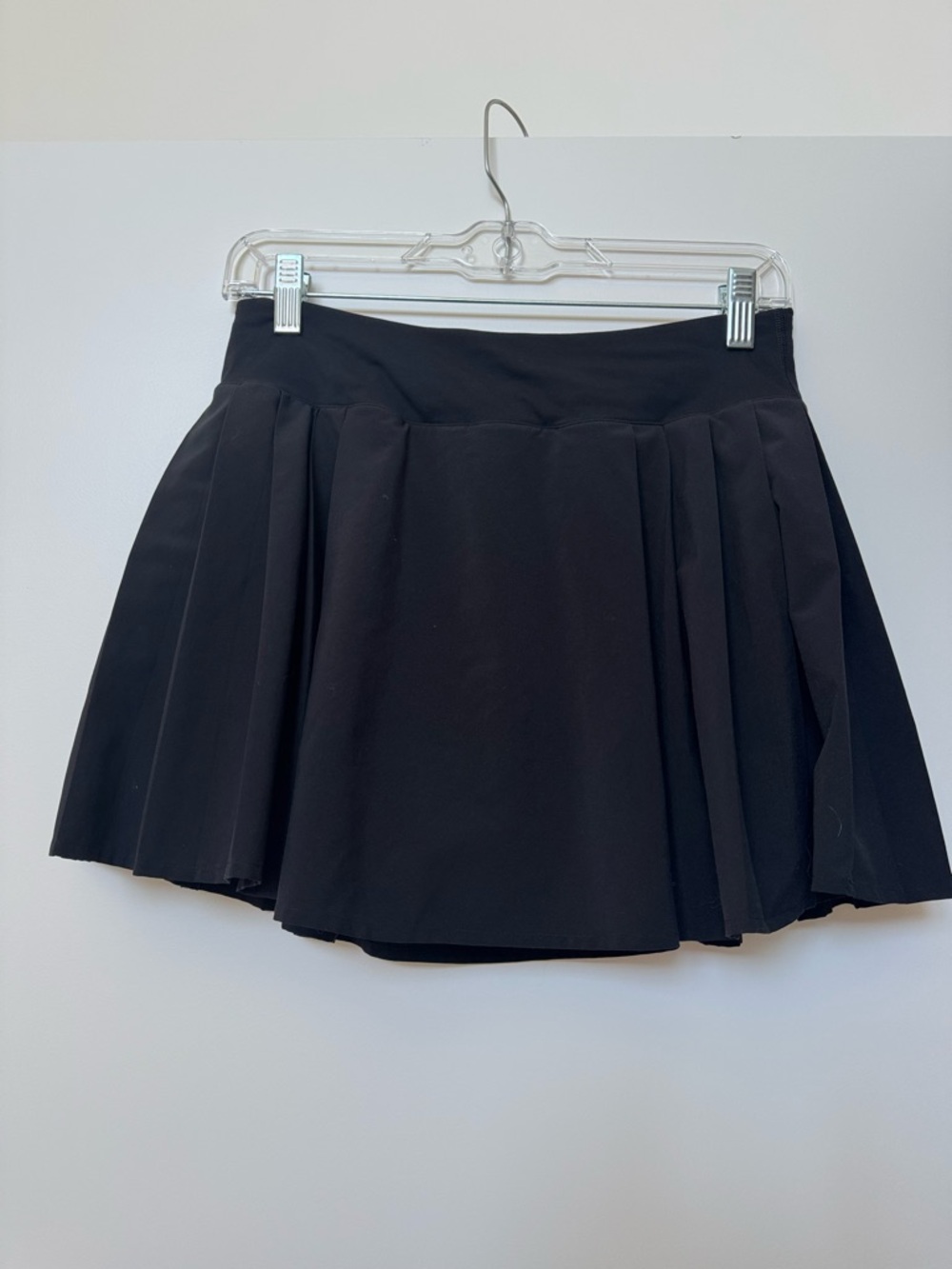 Side-pleat high rise tennis skirt